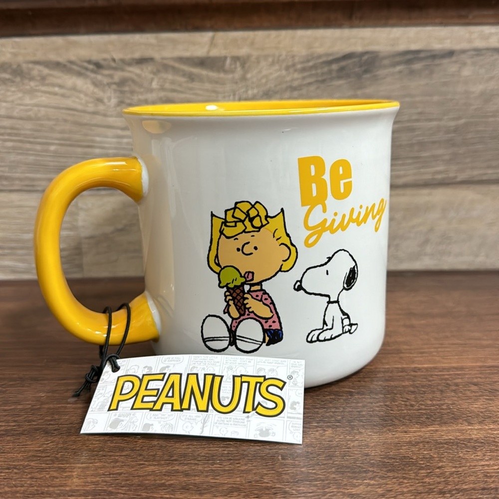 Super Cute Peanuts Sally & Snoopy  Be Giving Ceramic Mug - NEW